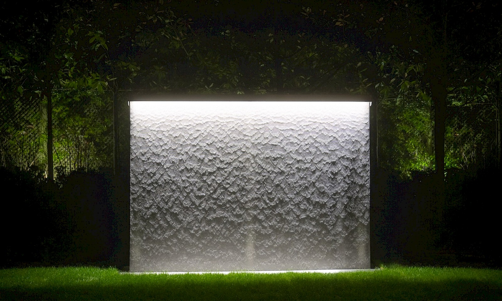 The AquaVeil® Garden Water Wall image