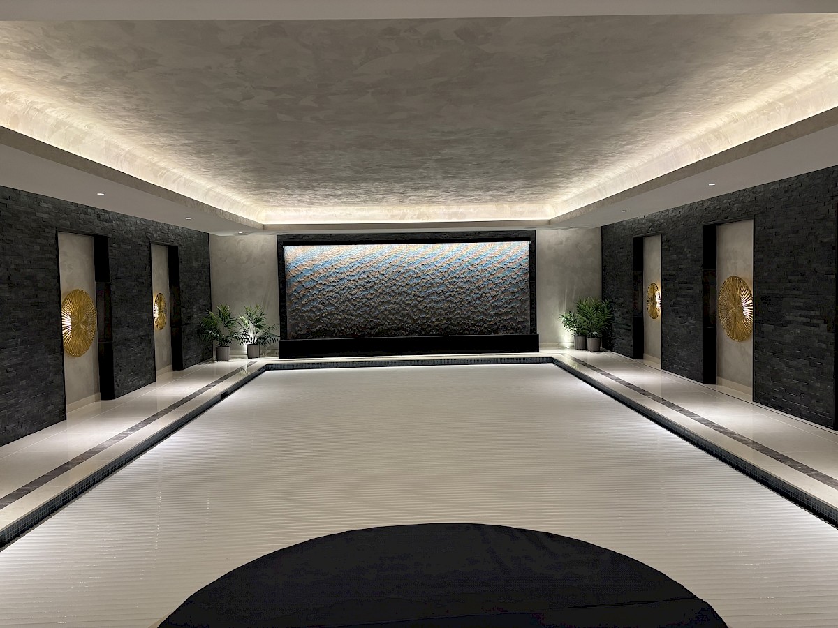 Swimming Pool Water Wall